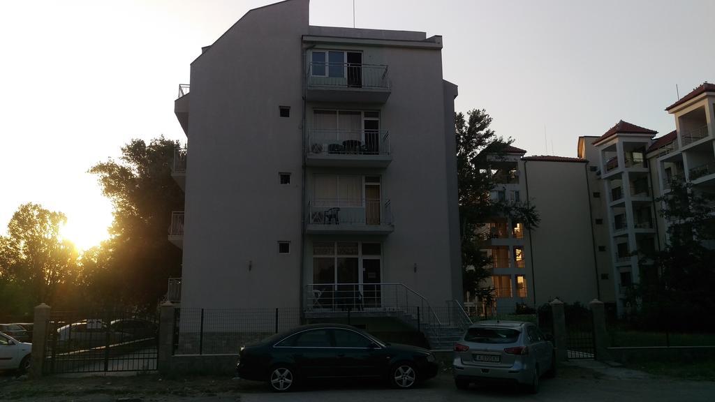 Guest House Paskal Slantchev Briag Extérieur photo
